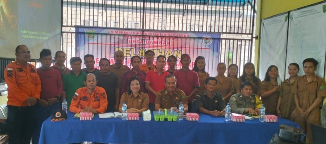 pelatihan-relawan-pemadam-kebakaran-dan-masyarakat-peduli-api-mpa-di-desa-bamban-kecamatan-benua-lima